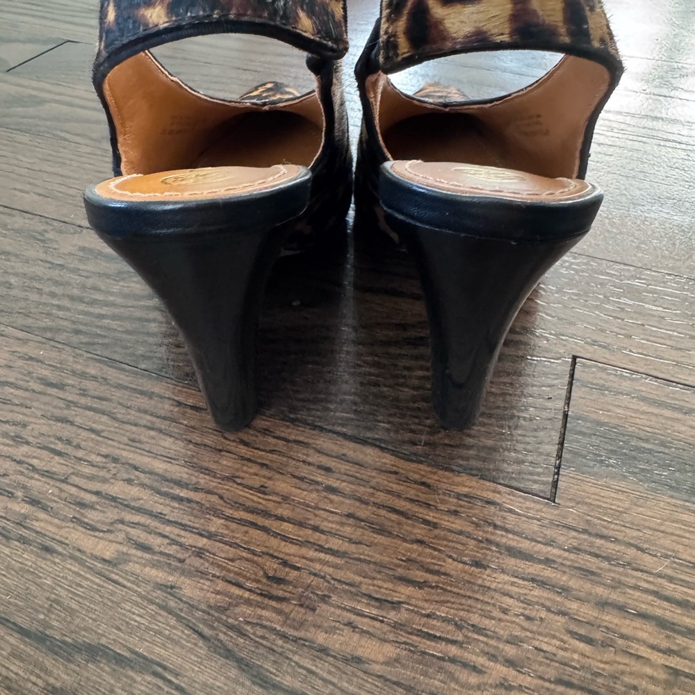 Tory Burch Lila Calfhair Pointed Toe Slingback heels - Picture 6 of 7